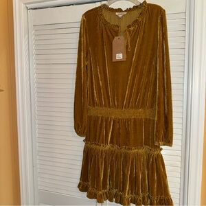 Listicle Gold Long Sleeve Dress